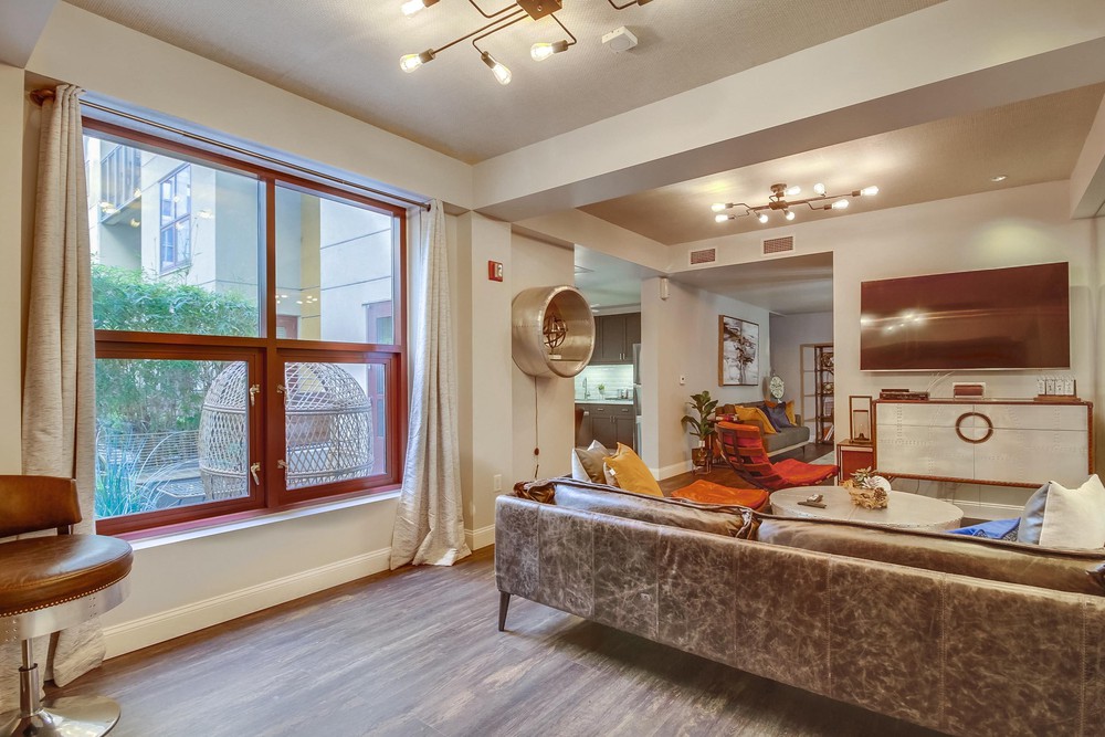 Virtual tour photo 44 of 52 for 1150 J St