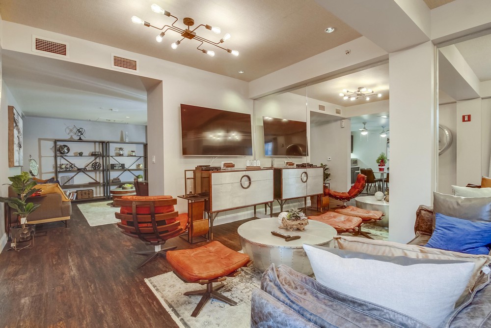 Virtual tour photo 45 of 52 for 1150 J St