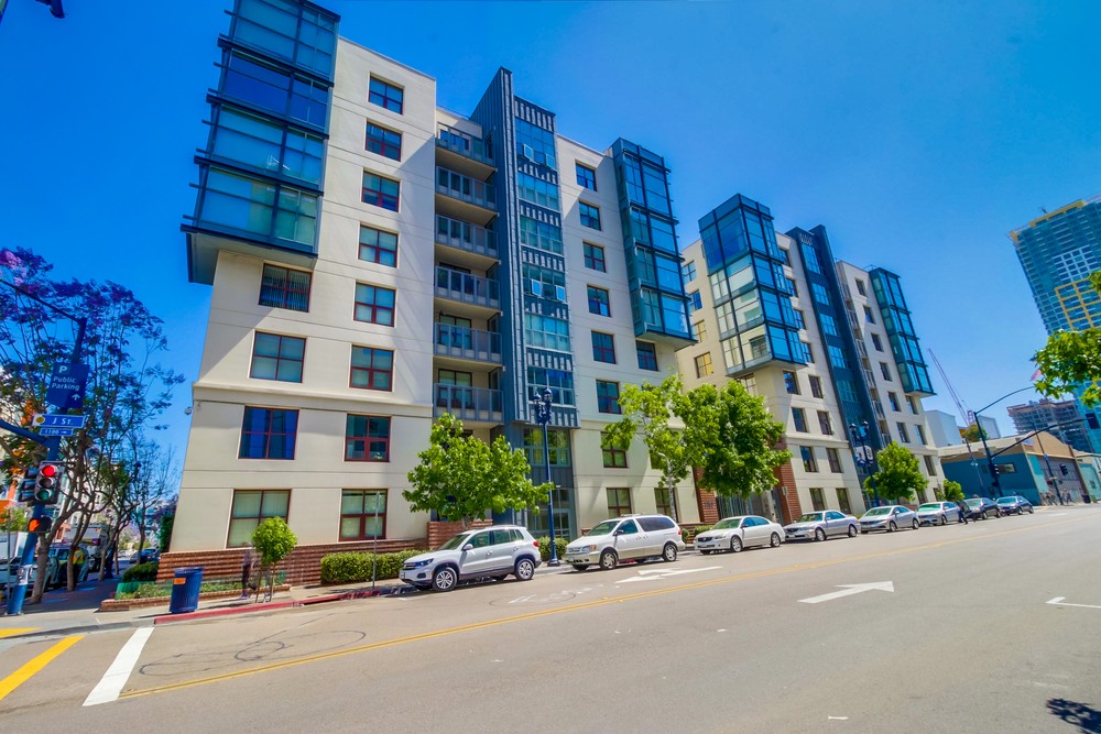 Virtual tour photo 1 of 28 for 1150 J St #317