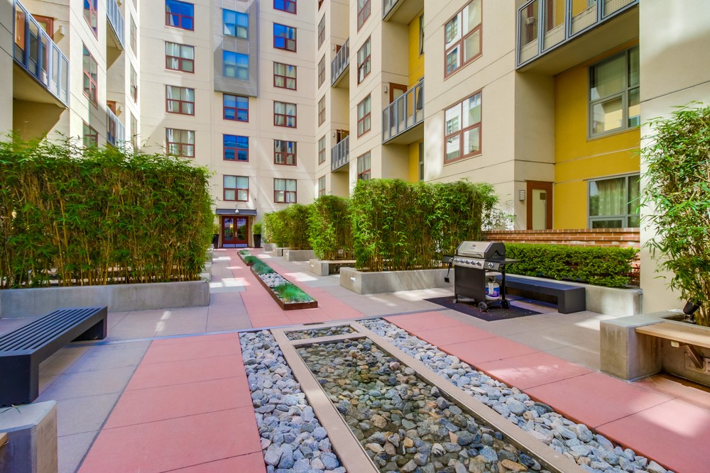 Virtual tour photo 9 of 28 for 1150 J St #317