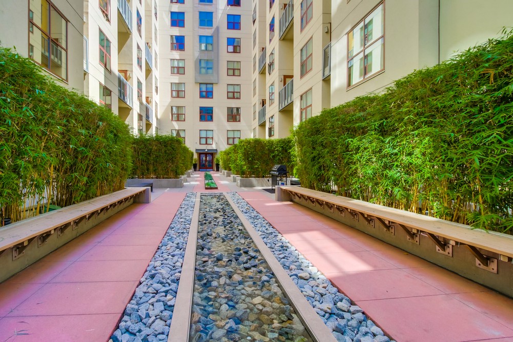 Virtual tour photo 10 of 28 for 1150 J St #317