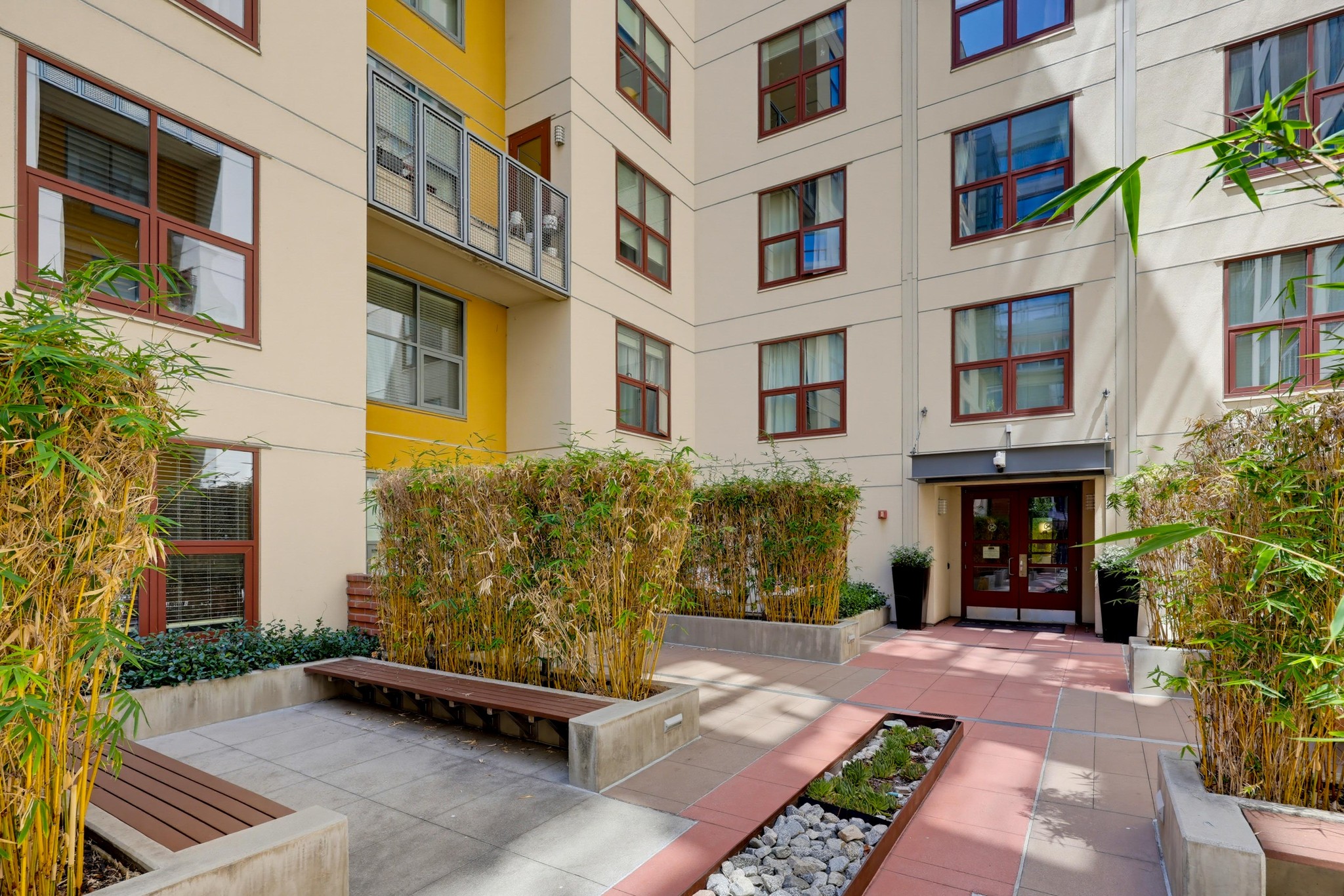 Virtual tour photo 1 of 35 for 1150 J St Unit 513