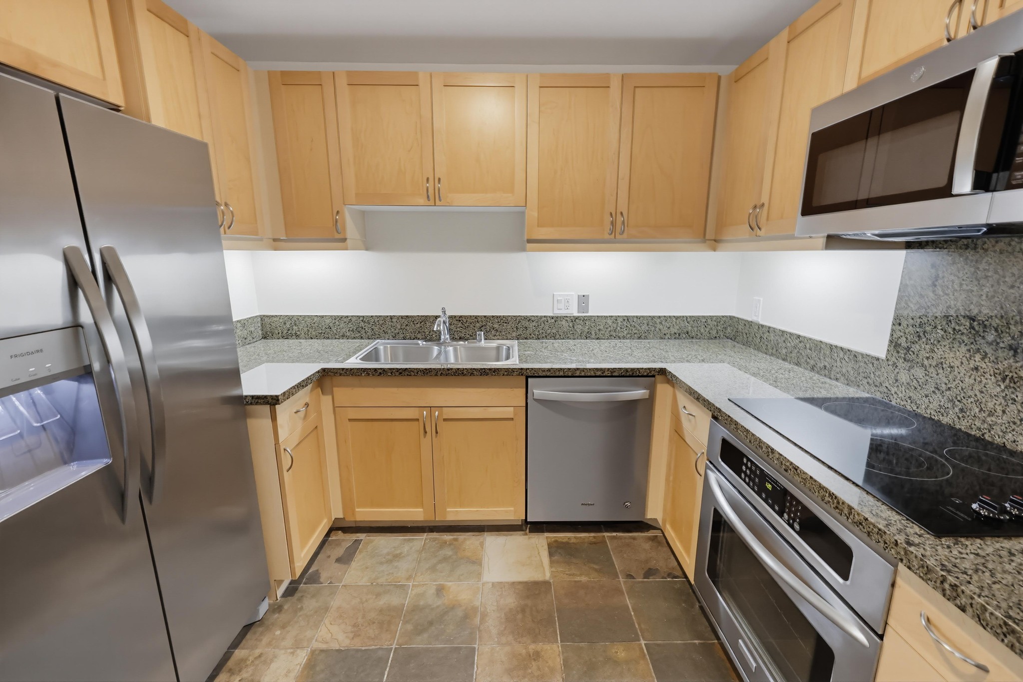 Virtual tour photo 22 of 35 for 1150 J St Unit 513