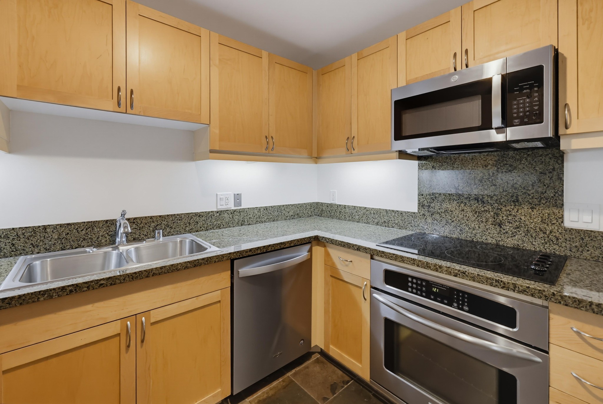 Virtual tour photo 23 of 35 for 1150 J St Unit 513