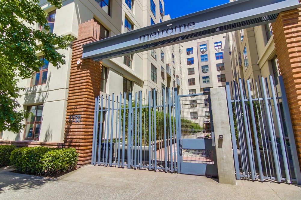 Virtual tour photo 4 of 40 for 1150 J St UNIT 513