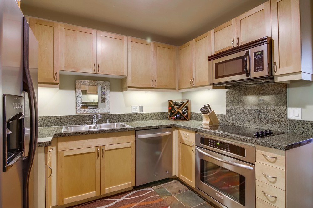 Virtual tour photo 17 of 40 for 1150 J St UNIT 513