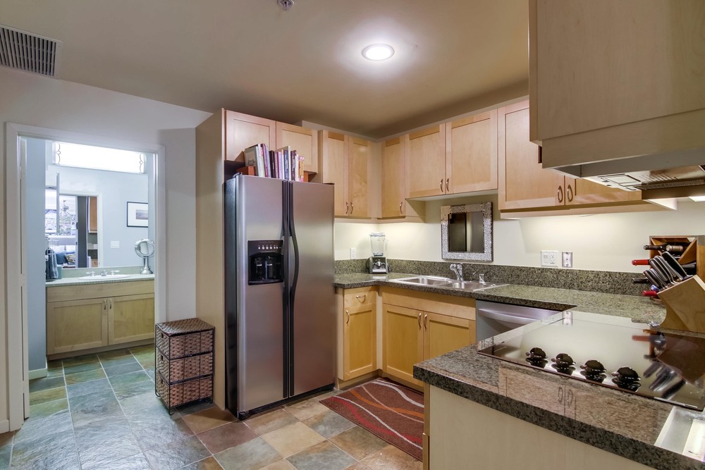 Virtual tour photo 20 of 40 for 1150 J St UNIT 513