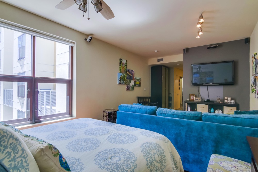 Virtual tour photo 25 of 40 for 1150 J St UNIT 513