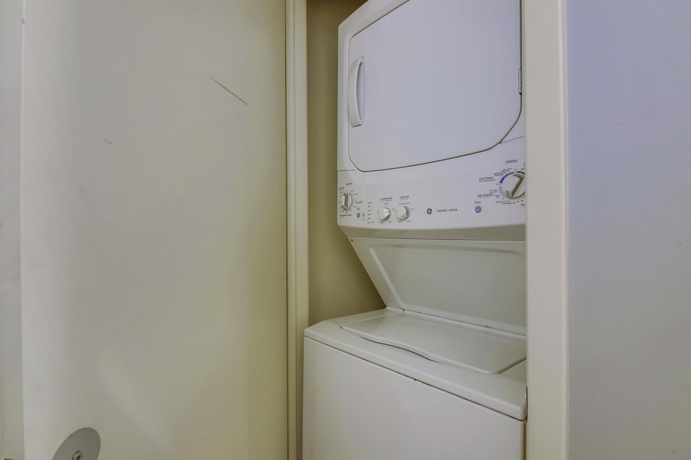Virtual tour photo 29 of 40 for 1150 J St UNIT 513