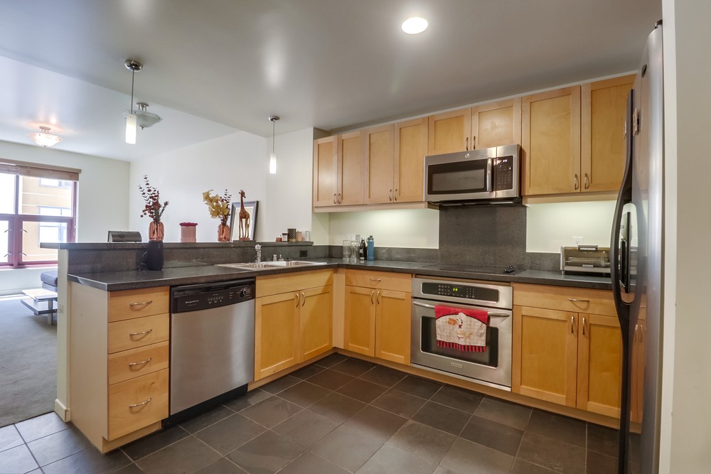 Virtual tour photo 8 of 23 for 1150 J St UNIT 610