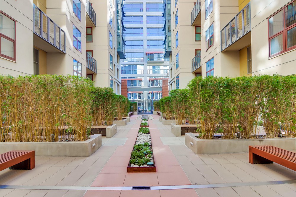 Virtual tour photo 10 of 50 for 1150 J St UNIT 821