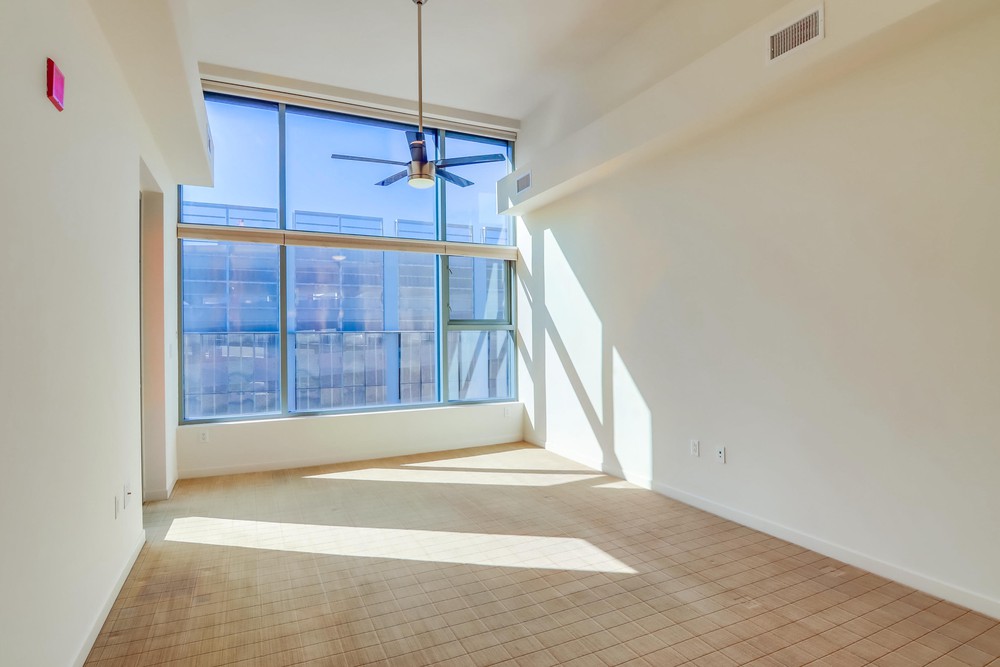 Virtual tour photo 21 of 50 for 1150 J St UNIT 821