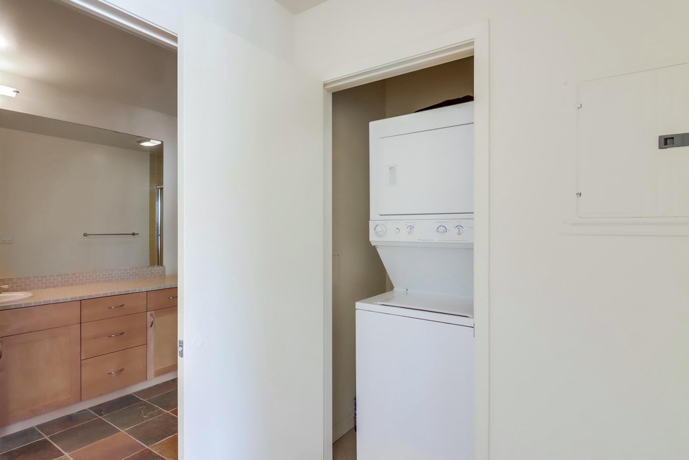 Virtual tour photo 46 of 50 for 1150 J St UNIT 821