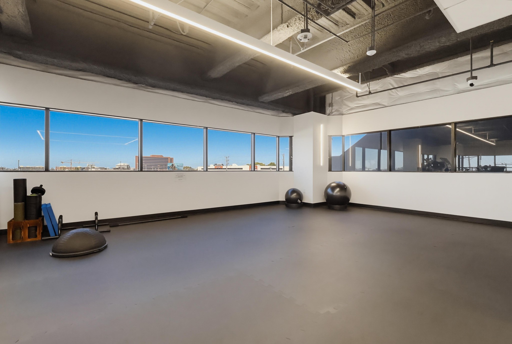 Virtual tour photo 14 of 33 for 11500 W Olympic Blvd