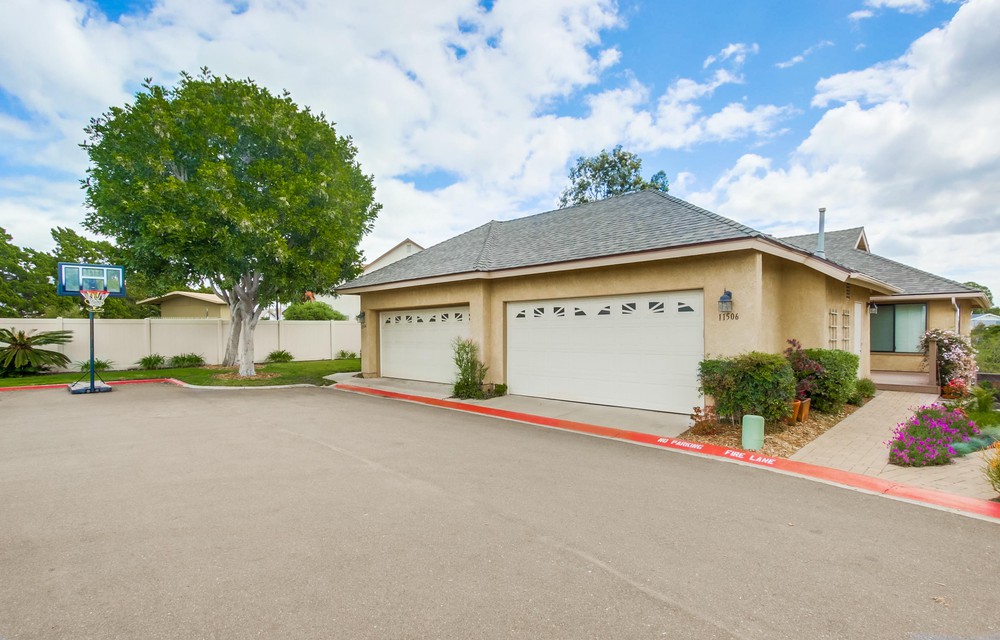 Virtual tour photo 1 of 47 for 11506 Hadar Dr