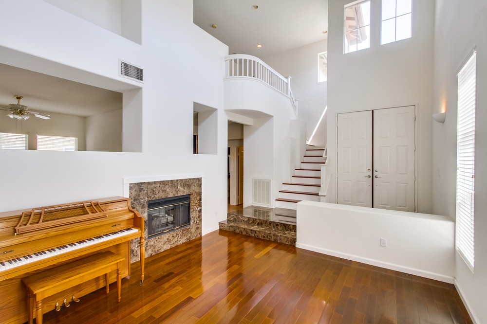Virtual tour photo 9 of 46 for 11530 Mundial Street
