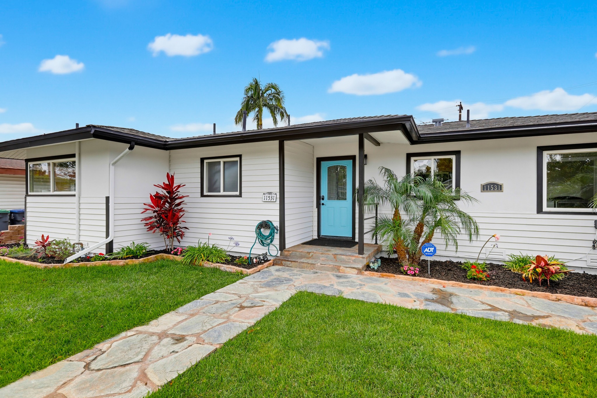 Virtual tour photo 6 of 69 for 11531 Desmond St
