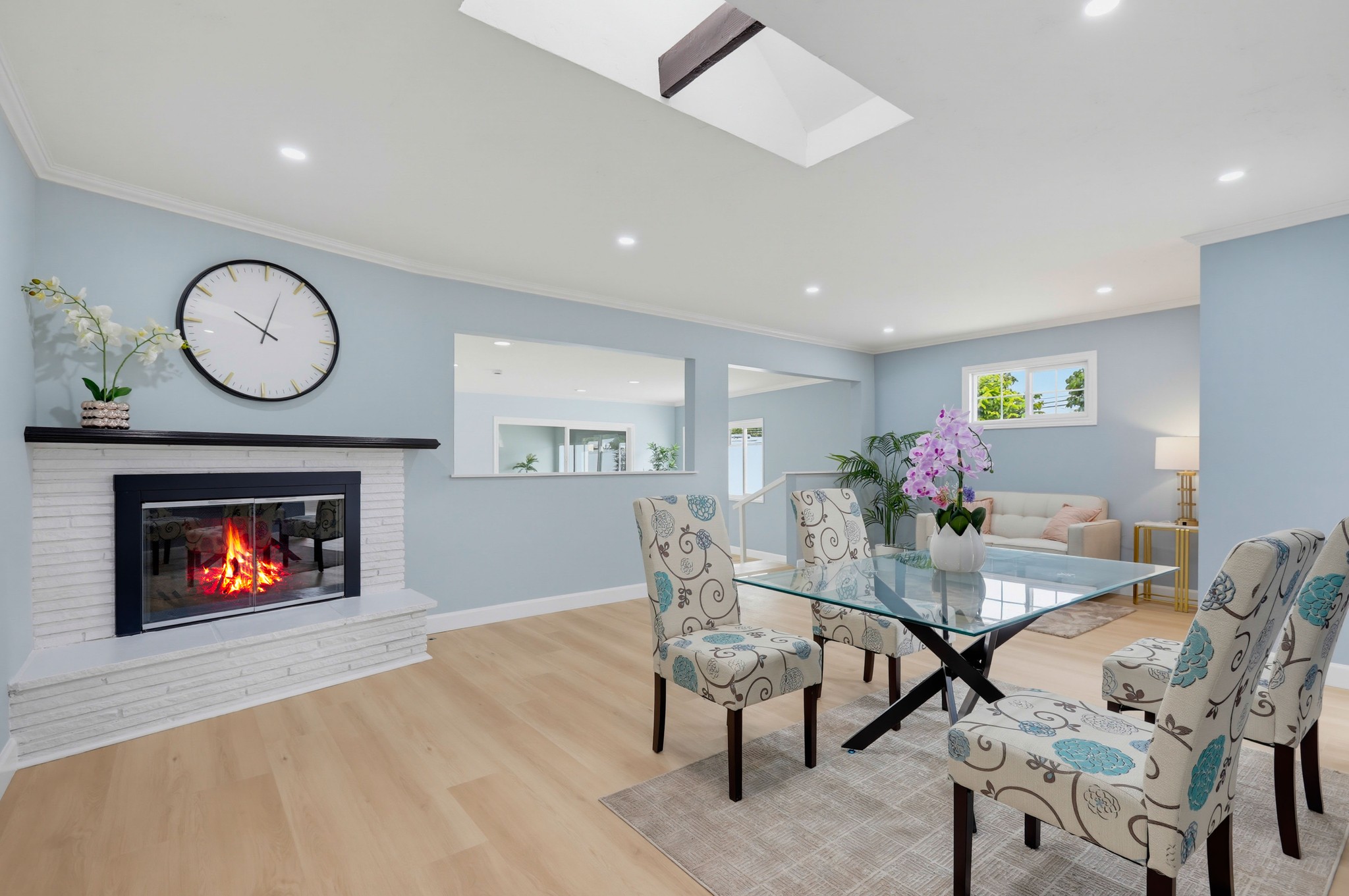 Virtual tour photo 9 of 69 for 11531 Desmond St
