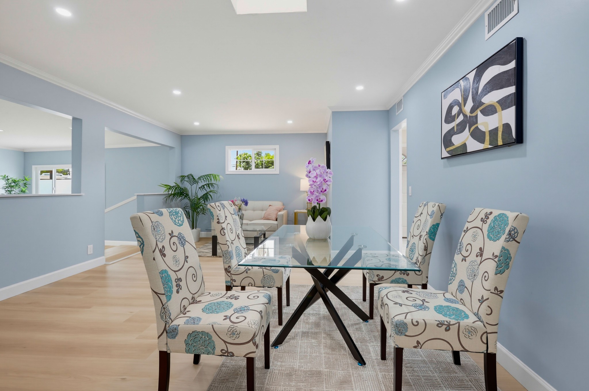 Virtual tour photo 10 of 69 for 11531 Desmond St