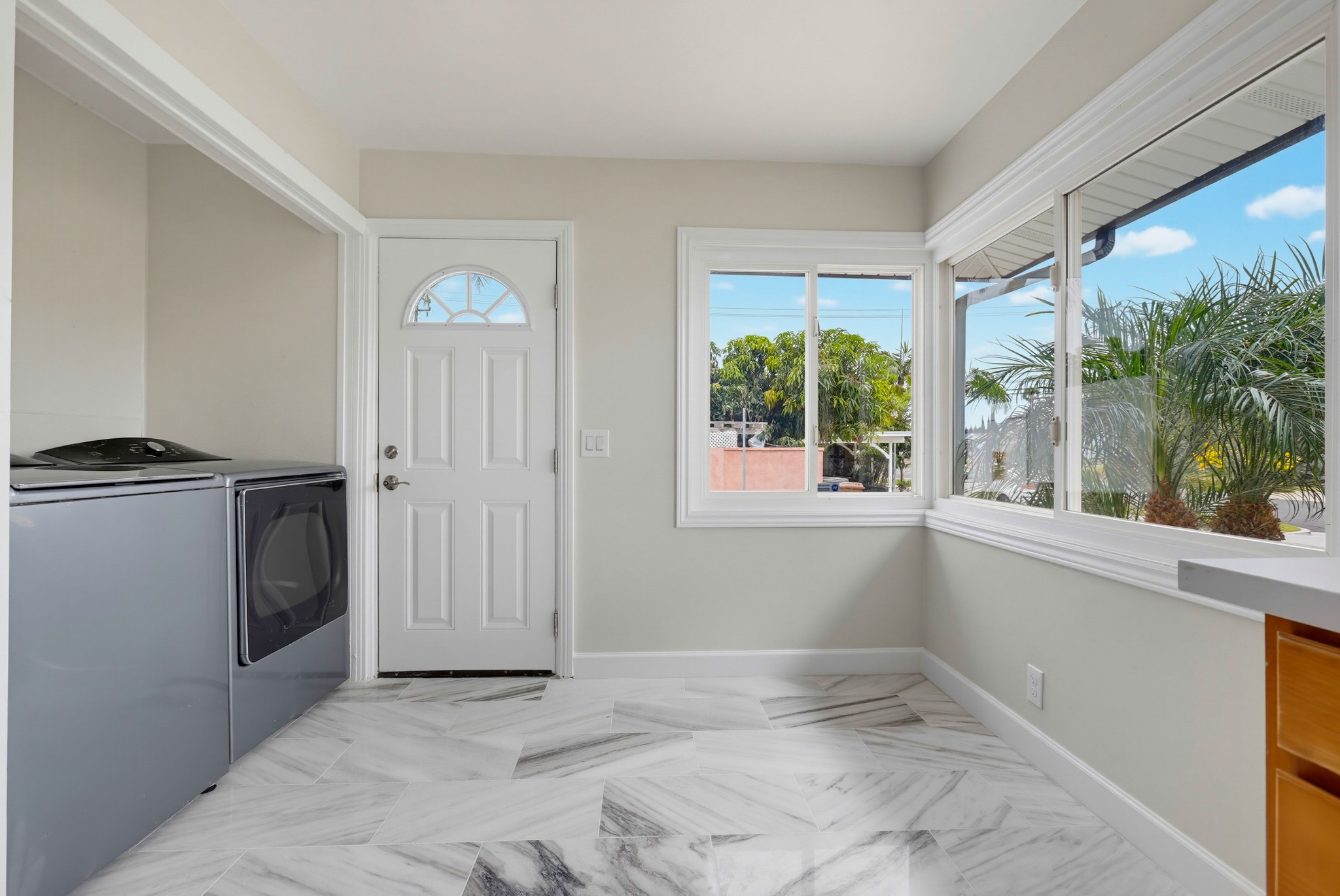 Virtual tour photo 24 of 69 for 11531 Desmond St
