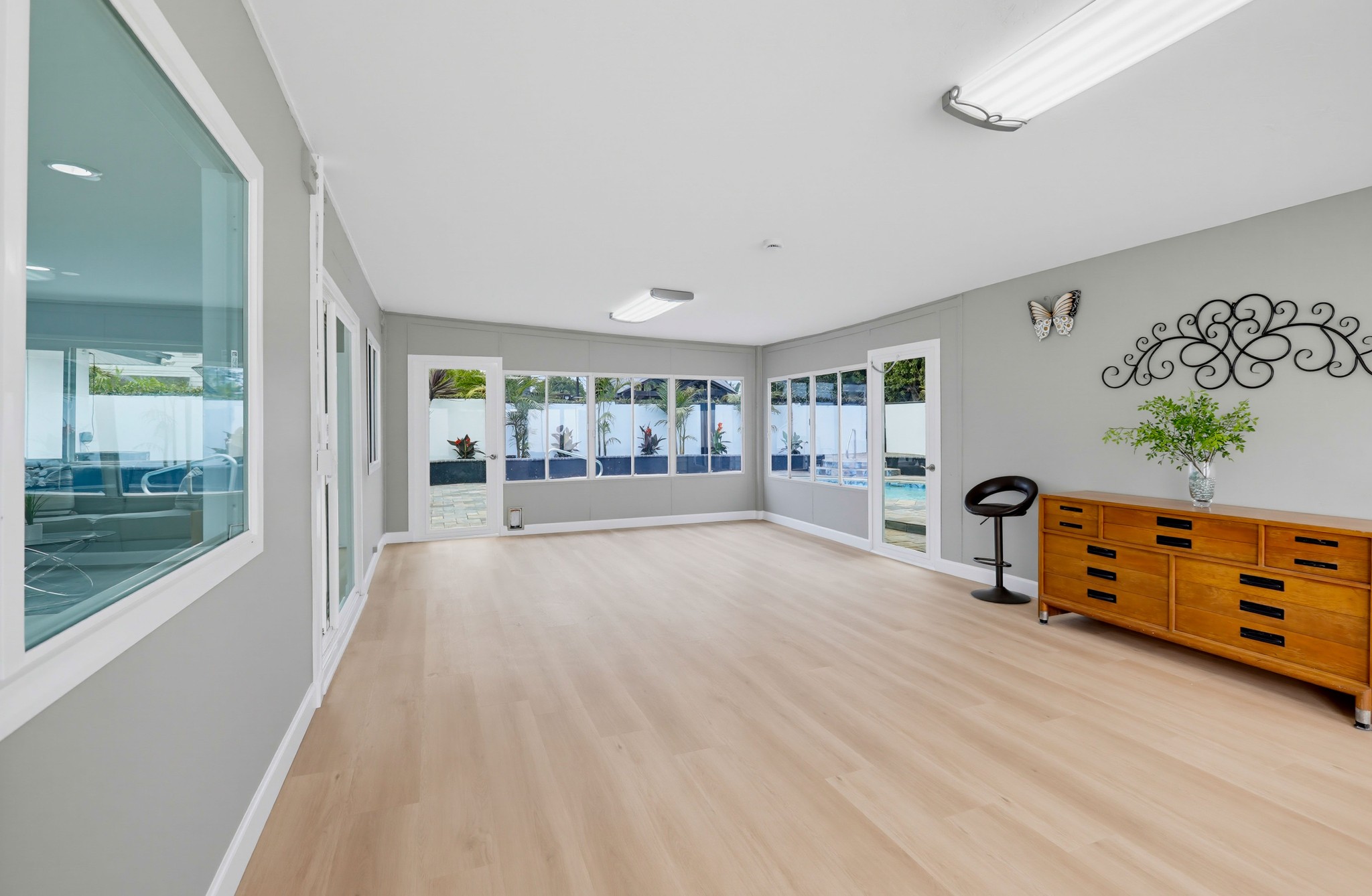 Virtual tour photo 33 of 69 for 11531 Desmond St