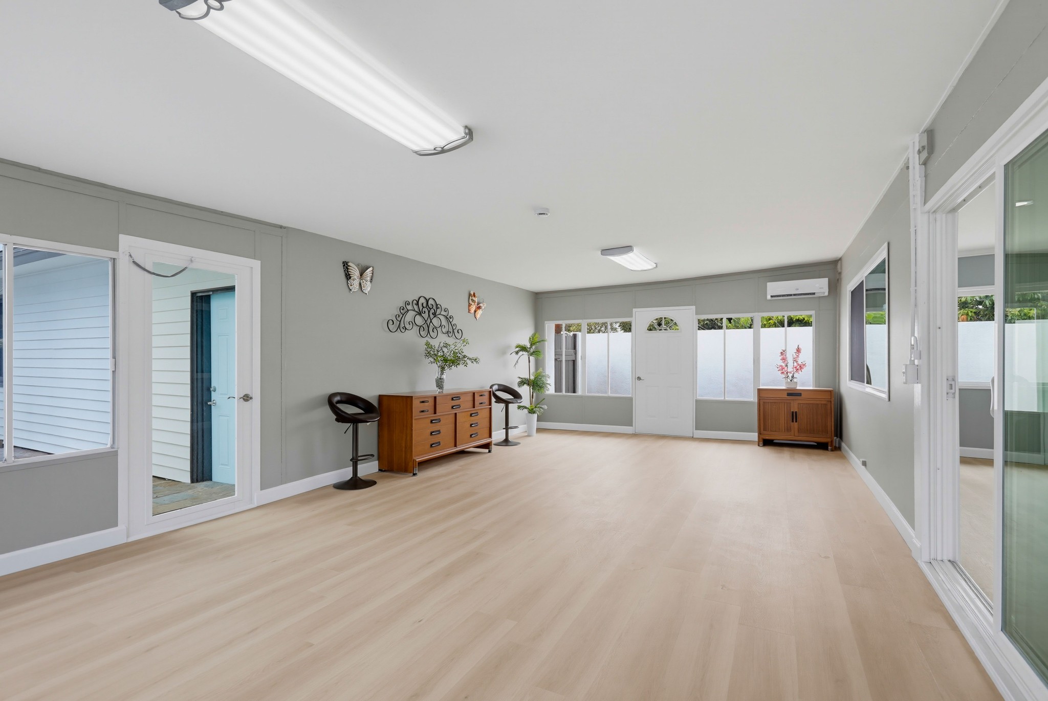 Virtual tour photo 34 of 69 for 11531 Desmond St