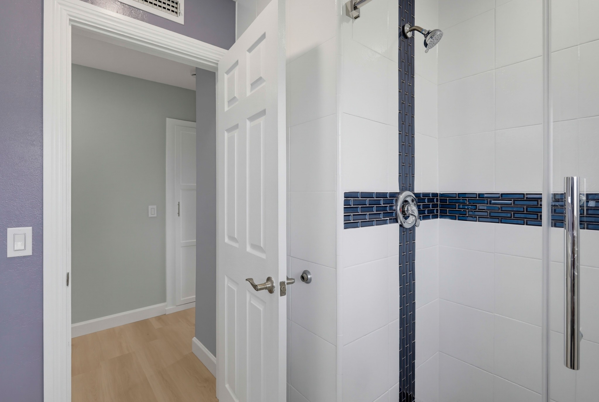 Virtual tour photo 53 of 69 for 11531 Desmond St