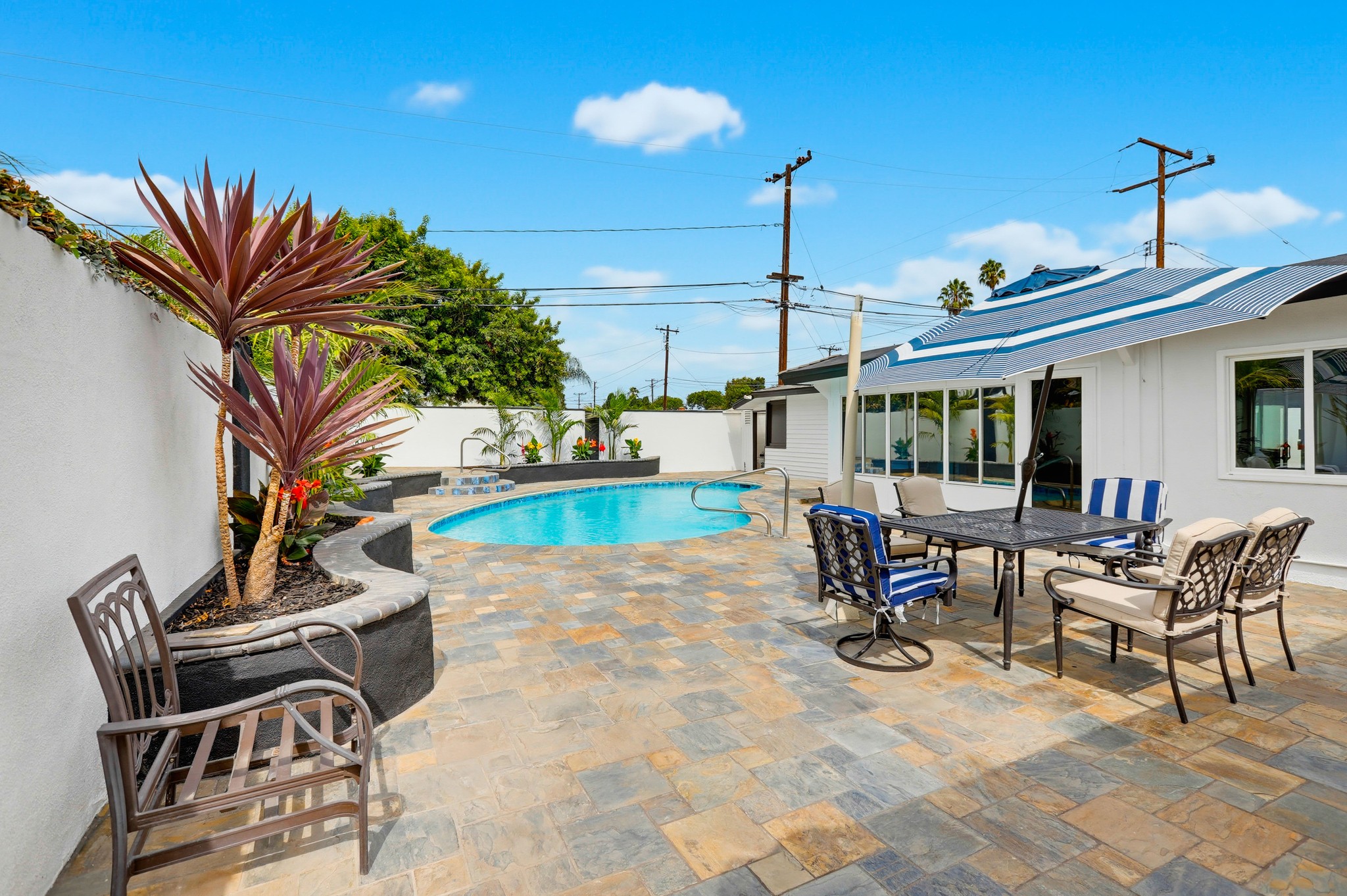 Virtual tour photo 57 of 69 for 11531 Desmond St