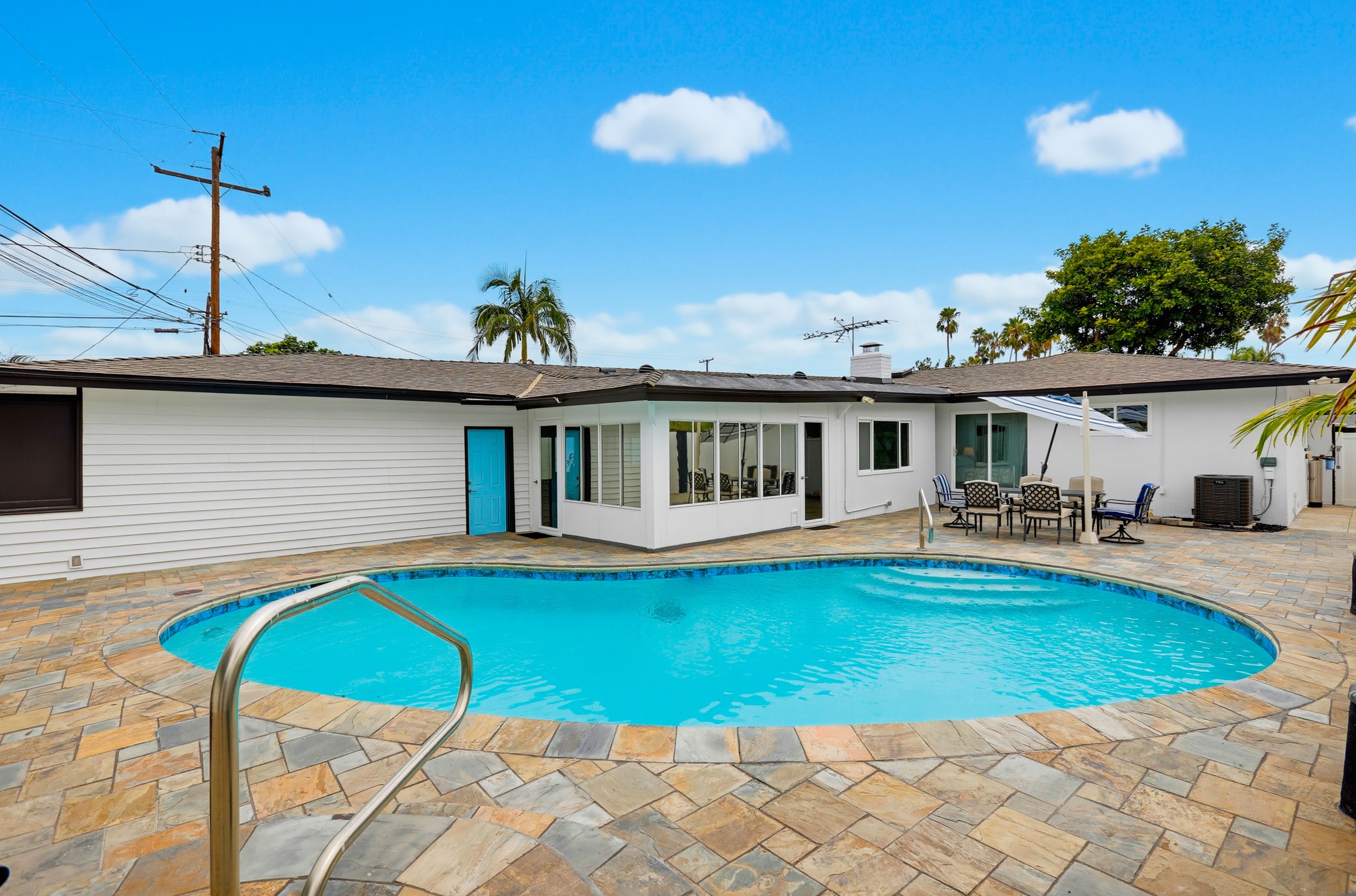 Virtual tour photo 58 of 69 for 11531 Desmond St