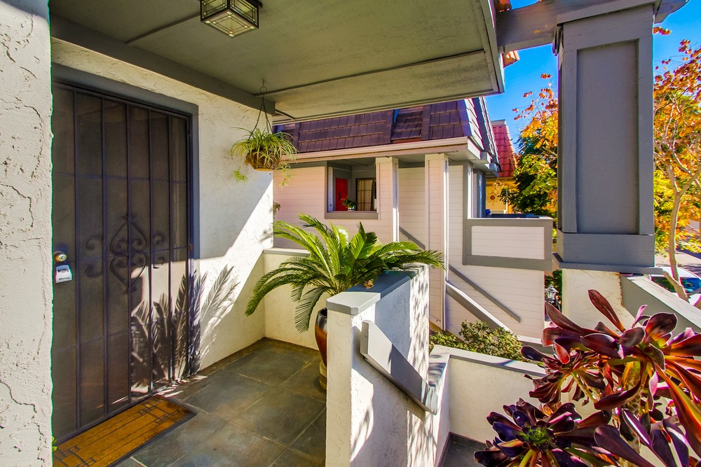 Virtual tour photo 6 of 42 for 11542 Madera Rosa Way