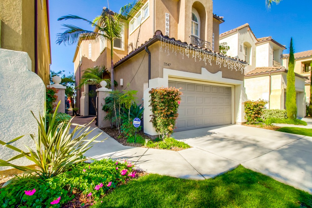 Virtual tour photo 5 of 43 for 11547 Miro Cir