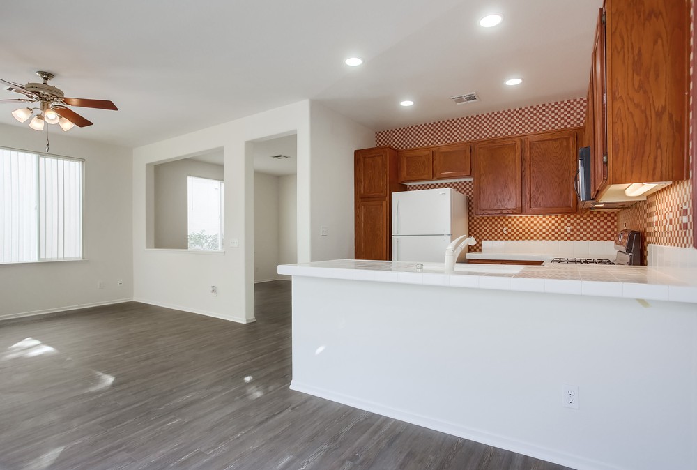 Virtual tour photo 16 of 56 for 11585 Compass Point Dr N