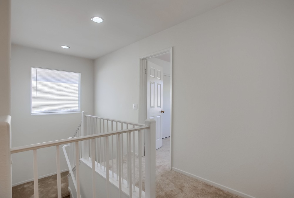 Virtual tour photo 24 of 56 for 11585 Compass Point Dr N