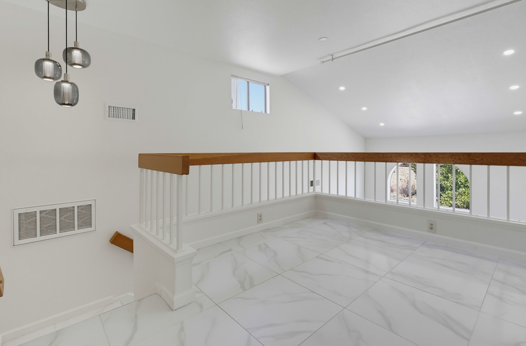 Virtual tour photo 22 of 49 for 11586 Fury Ln Unit 132
