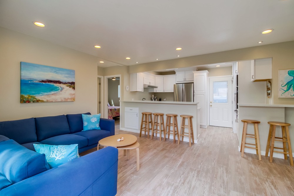Virtual tour photo 5 of 37 for 1160 Felspar St