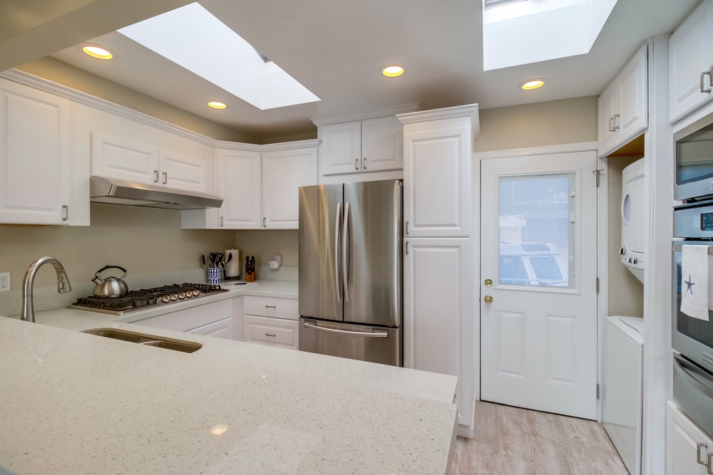 Virtual tour photo 12 of 37 for 1160 Felspar St