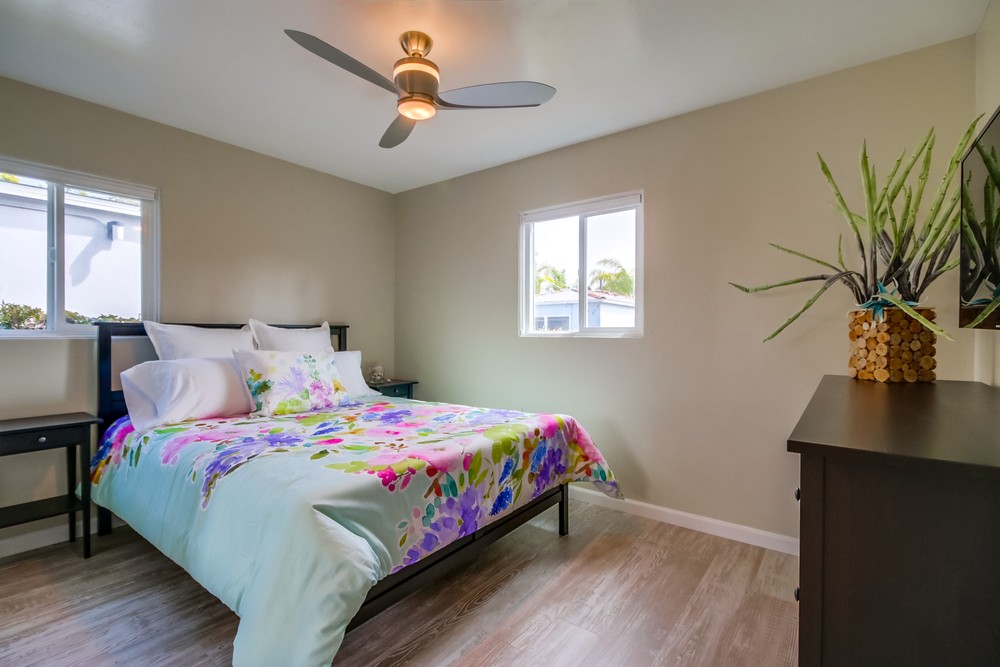 Virtual tour photo 18 of 37 for 1160 Felspar St