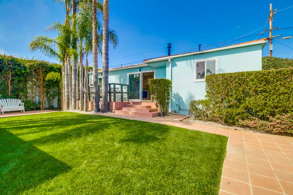 Virtual tour photo 33 of 37 for 1160 Felspar St