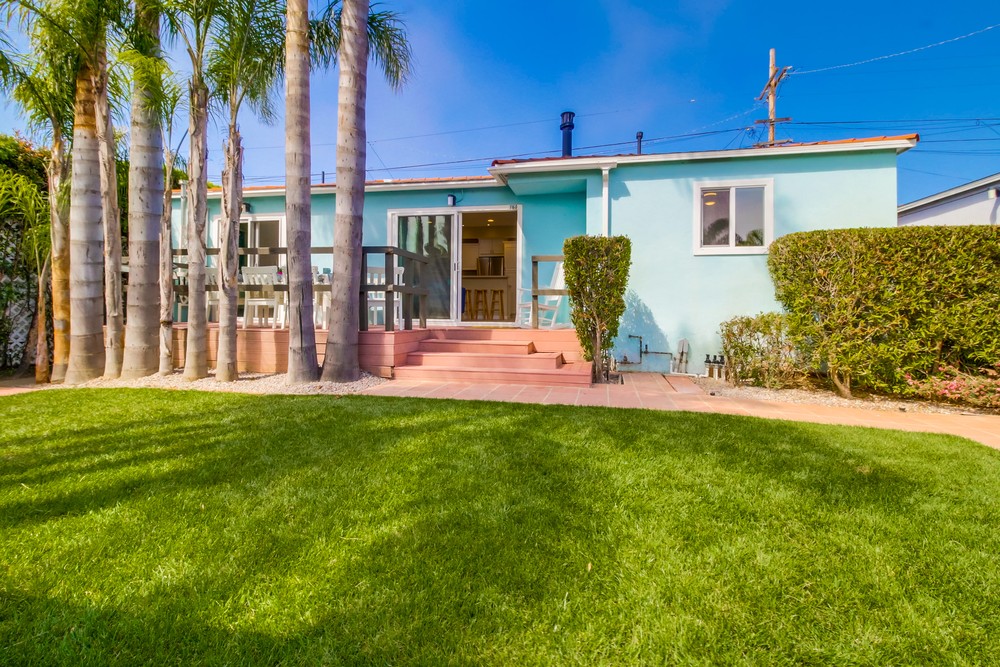 Virtual tour photo 34 of 37 for 1160 Felspar St
