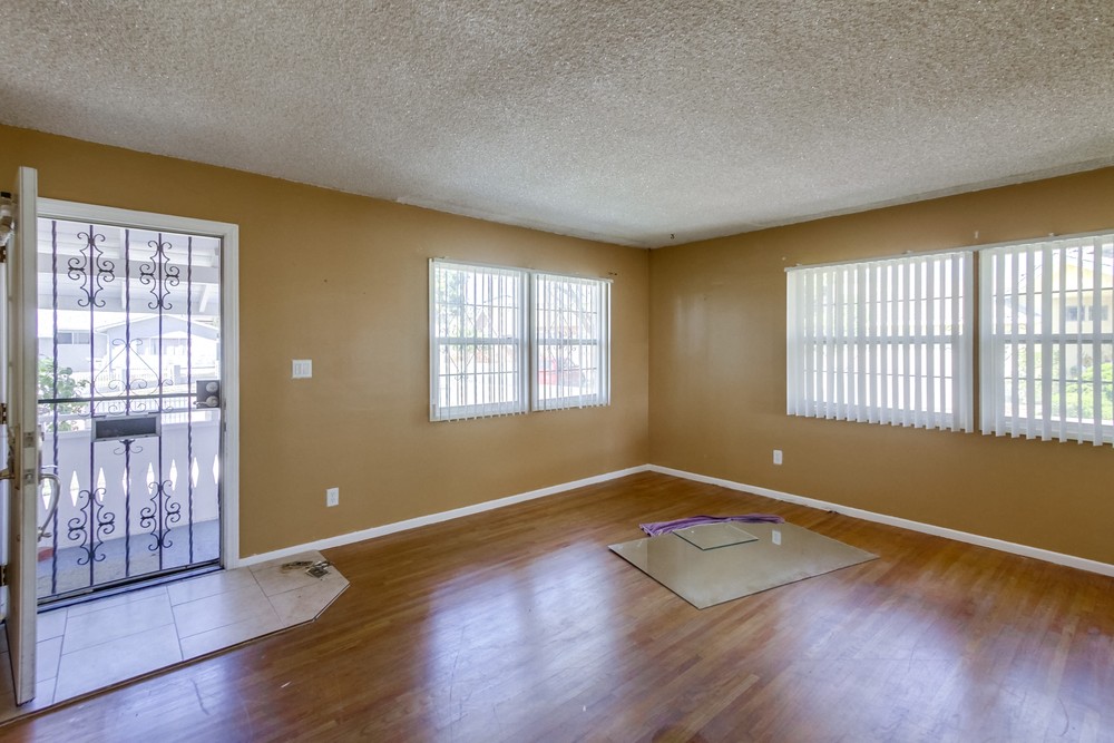 Virtual tour photo 8 of 34 for 1161 Bollenbacher St