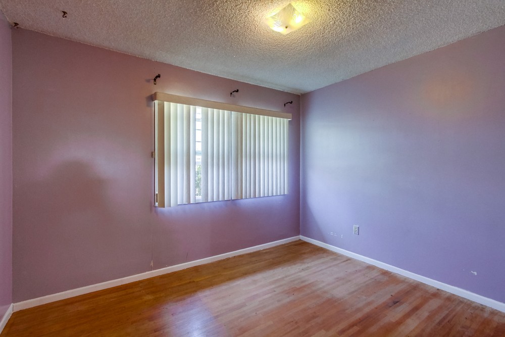 Virtual tour photo 19 of 34 for 1161 Bollenbacher St