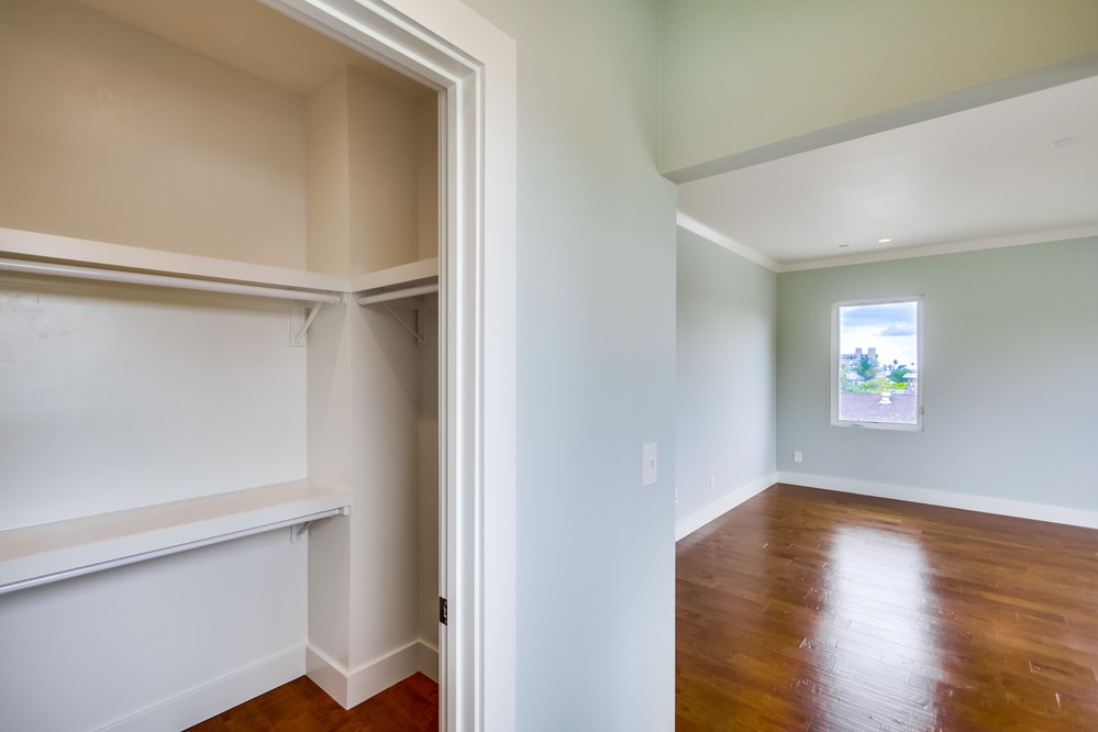Virtual tour photo 40 of 70 for 1161 Law Street