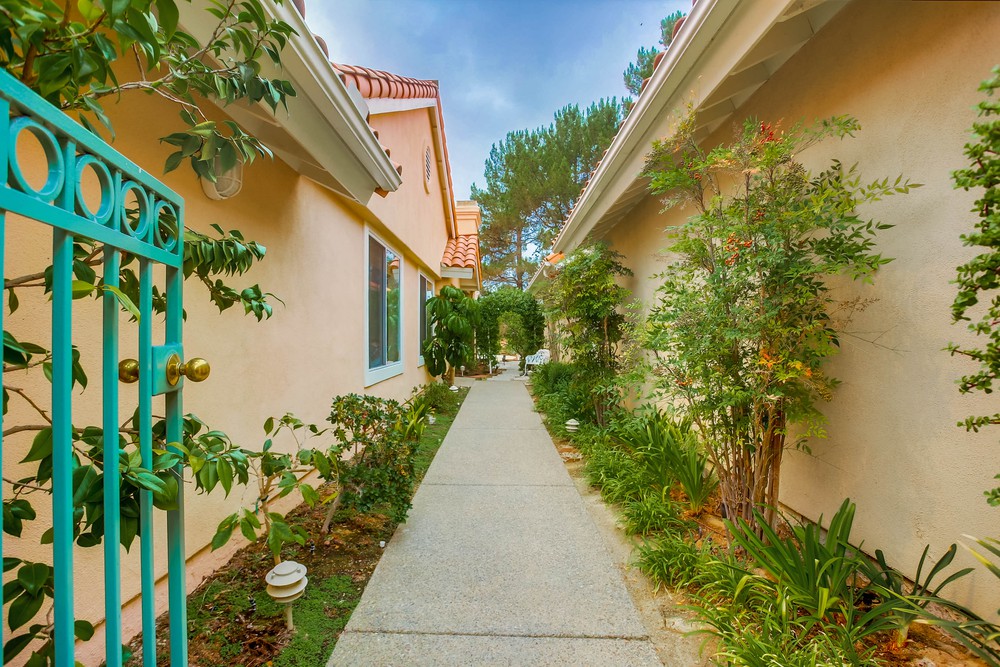 Virtual tour photo 6 of 61 for 11613 Caminito Corriente