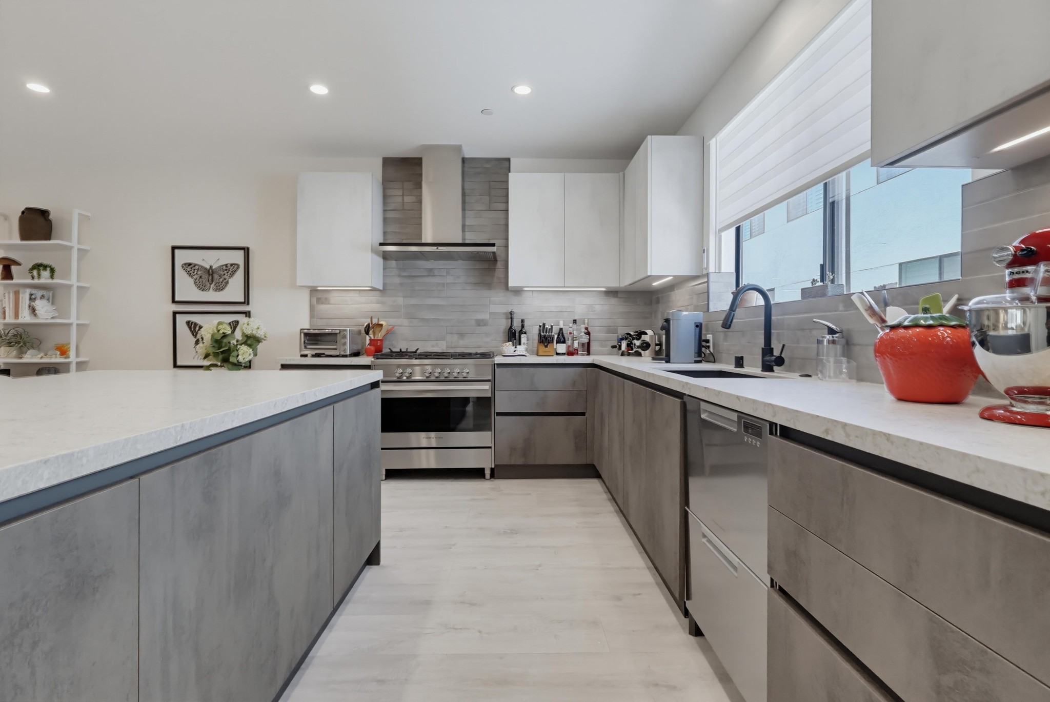 Virtual tour photo 34 of 88 for 11618 Colfax Mdw Ln
