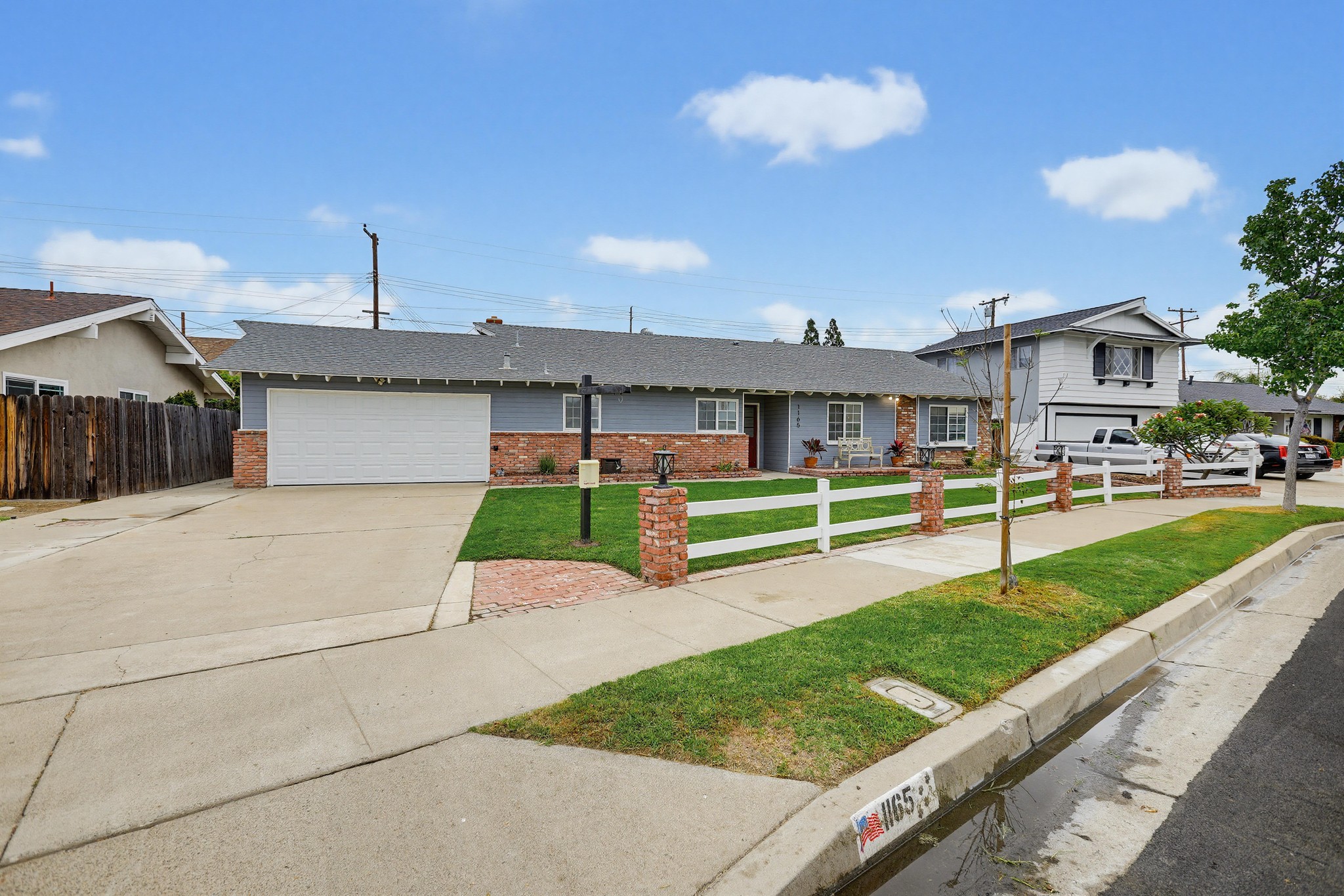 Virtual tour photo 3 of 66 for 1165 N Harding St