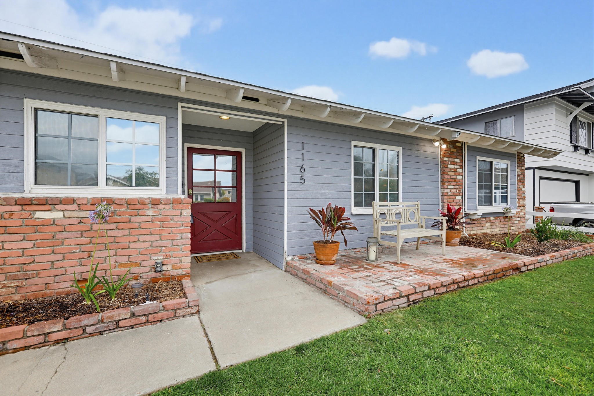 Virtual tour photo 7 of 66 for 1165 N Harding St