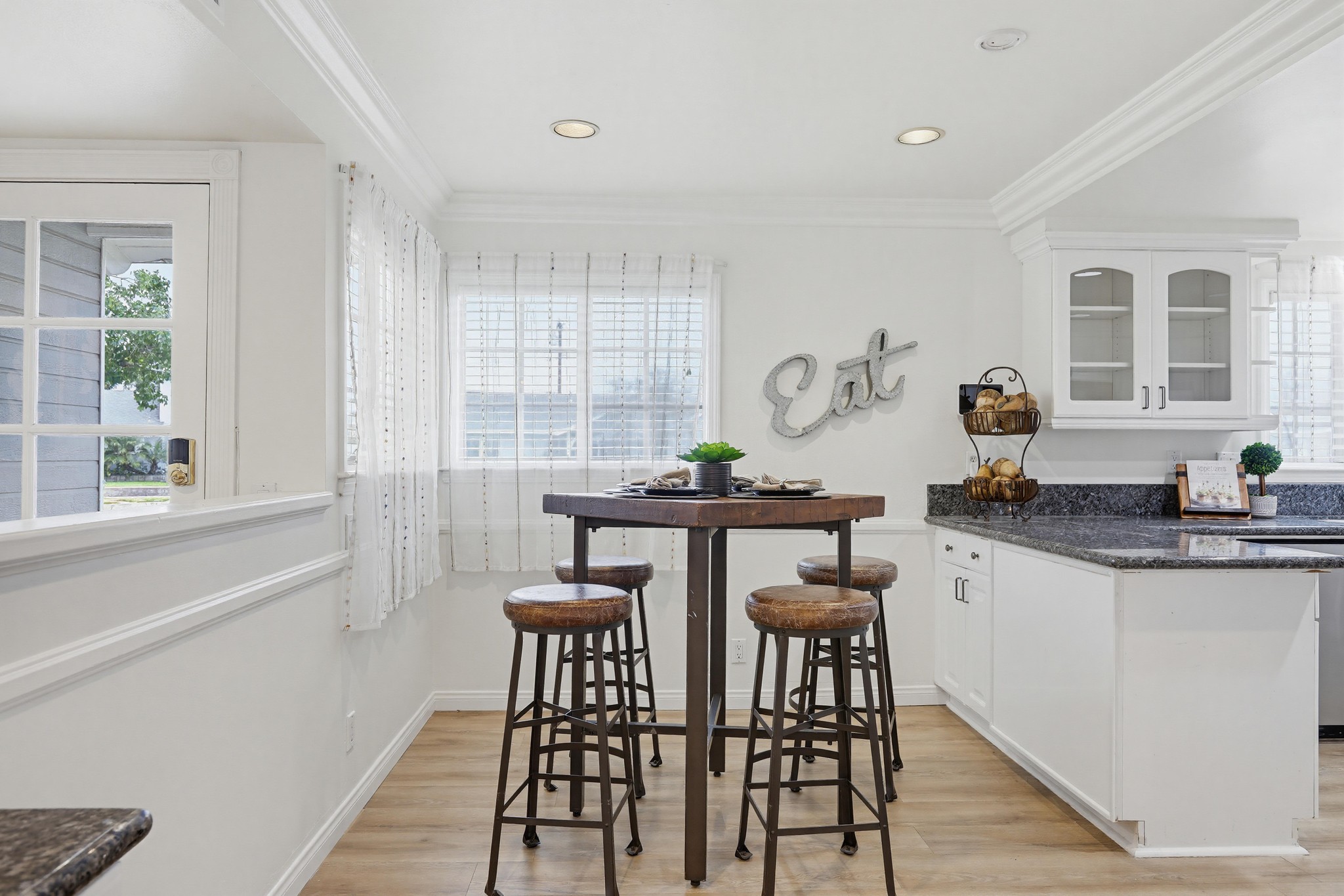 Virtual tour photo 10 of 66 for 1165 N Harding St