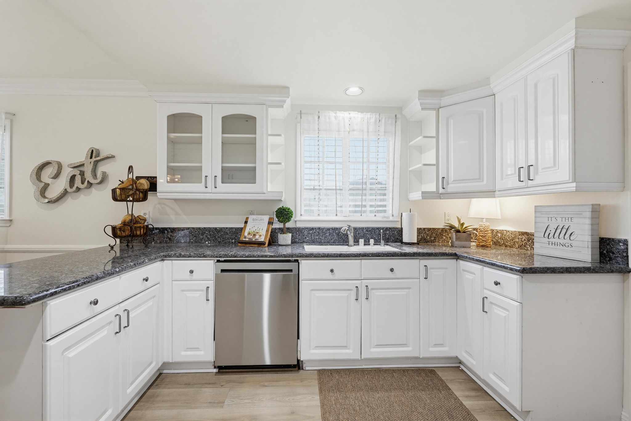 Virtual tour photo 14 of 66 for 1165 N Harding St