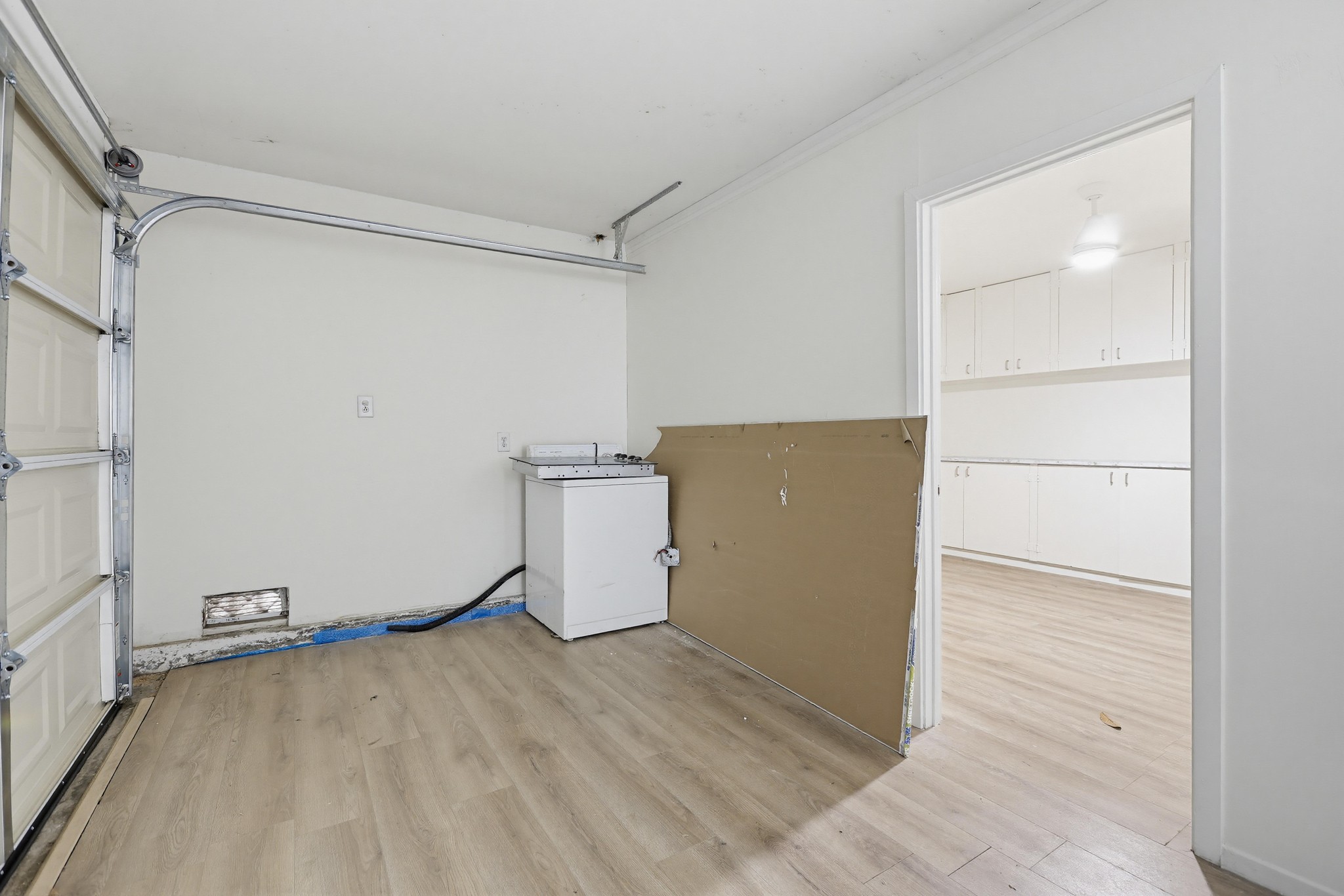 Virtual tour photo 49 of 66 for 1165 N Harding St