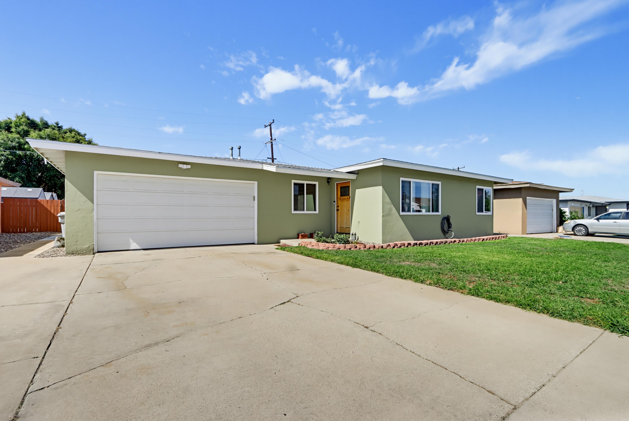 Virtual tour photo 3 of 52 for 1166 16th St